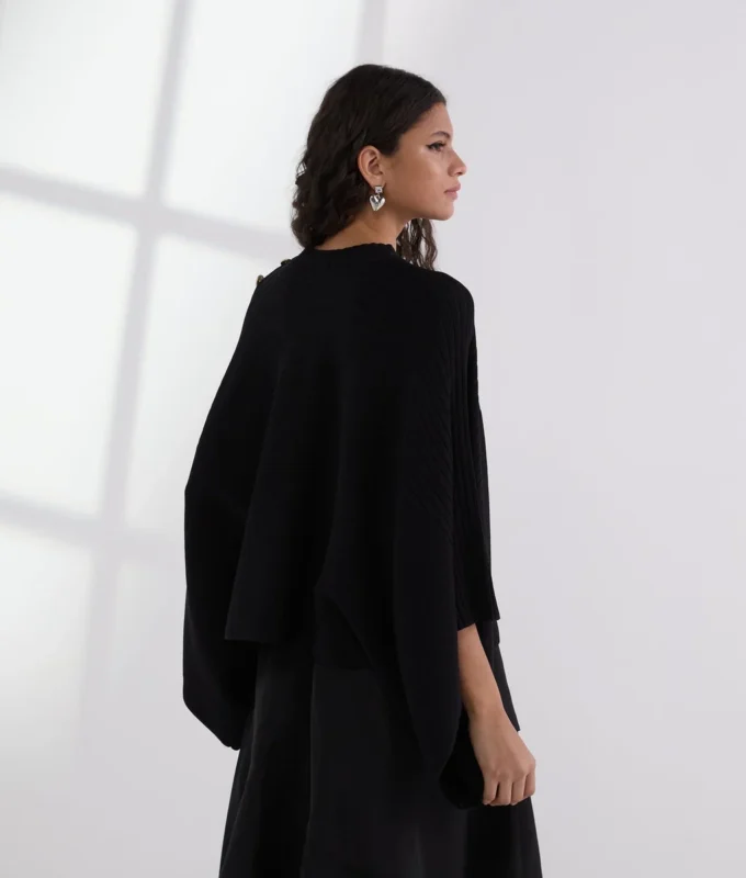 PONCHO EN MAILLE COULOTTE PONCHO EN MAILLE COULOTTE