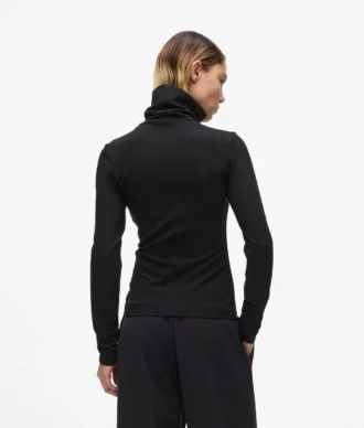 Pull à col roulé