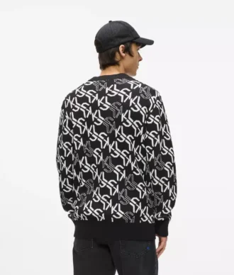 Pull entièrement recouvert du monogramme Pull entièrement recouvert du monogramme