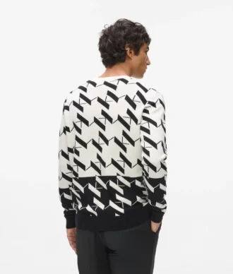 Pull Monogram