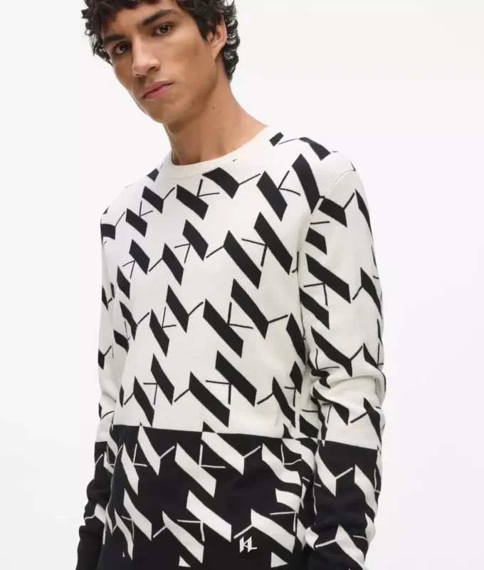Pull Monogram Pull Monogram