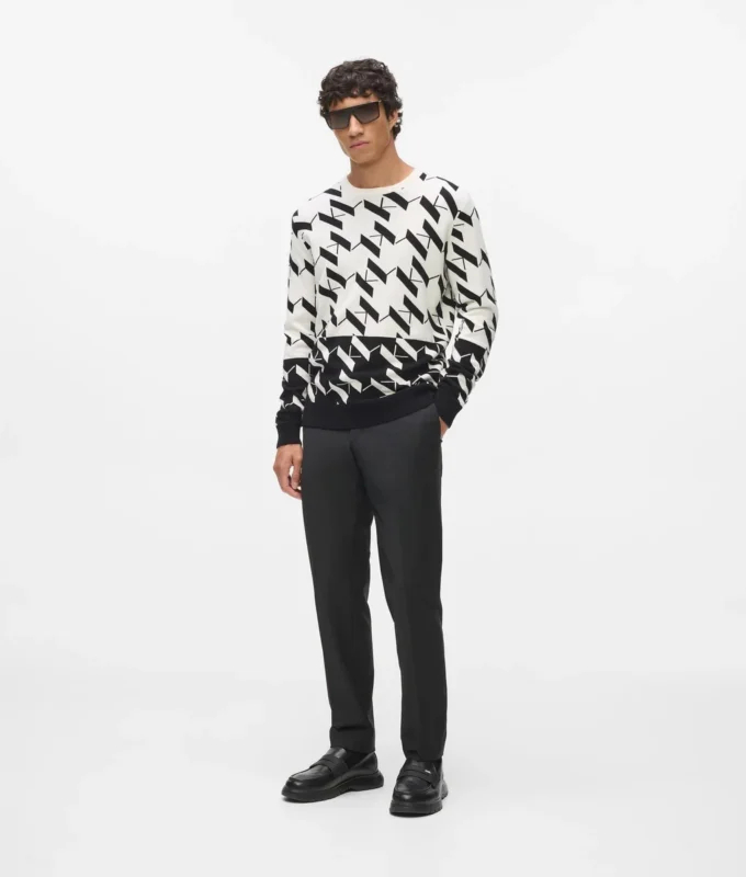 Pull Monogram Pull Monogram