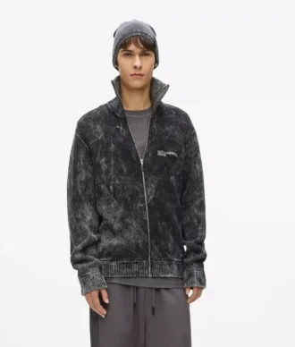Pull zippé délavé