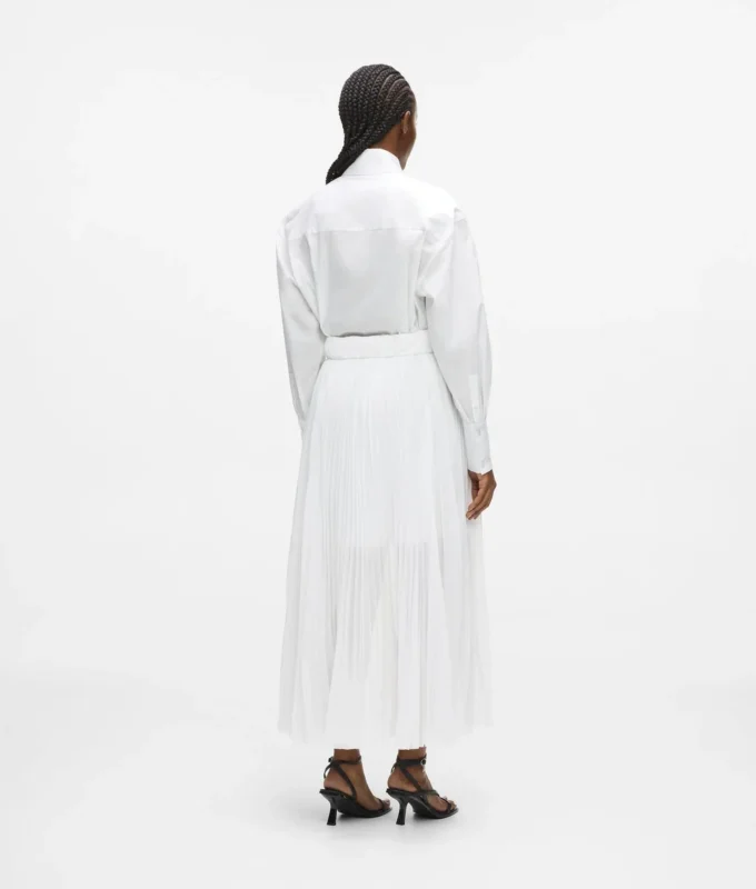 Robe chemise à panneaux plissés Robe chemise à panneaux plissés