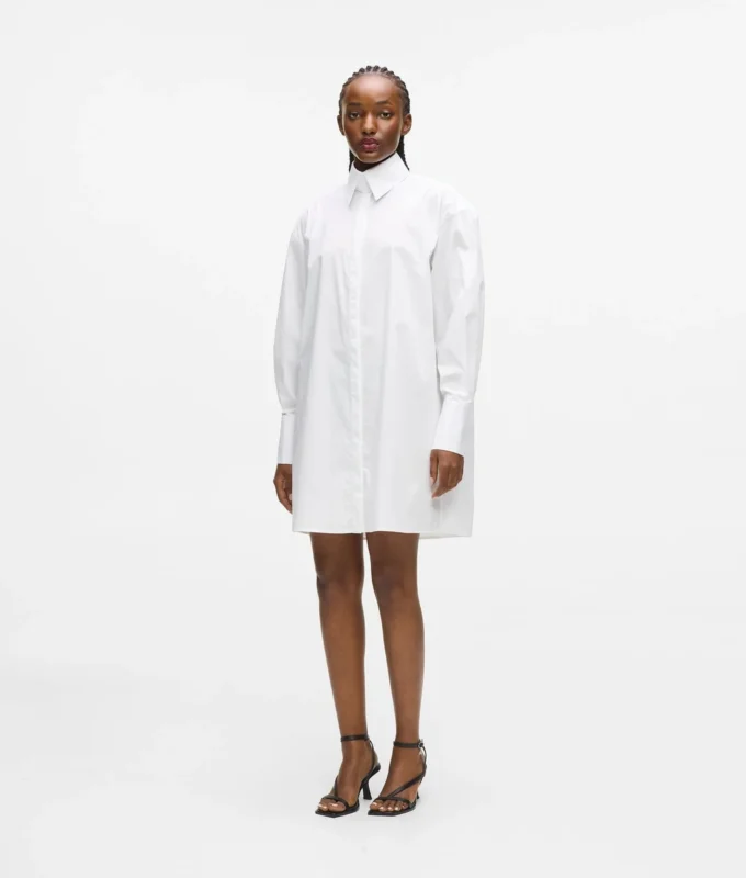 Robe chemise à panneaux plissés Robe chemise à panneaux plissés