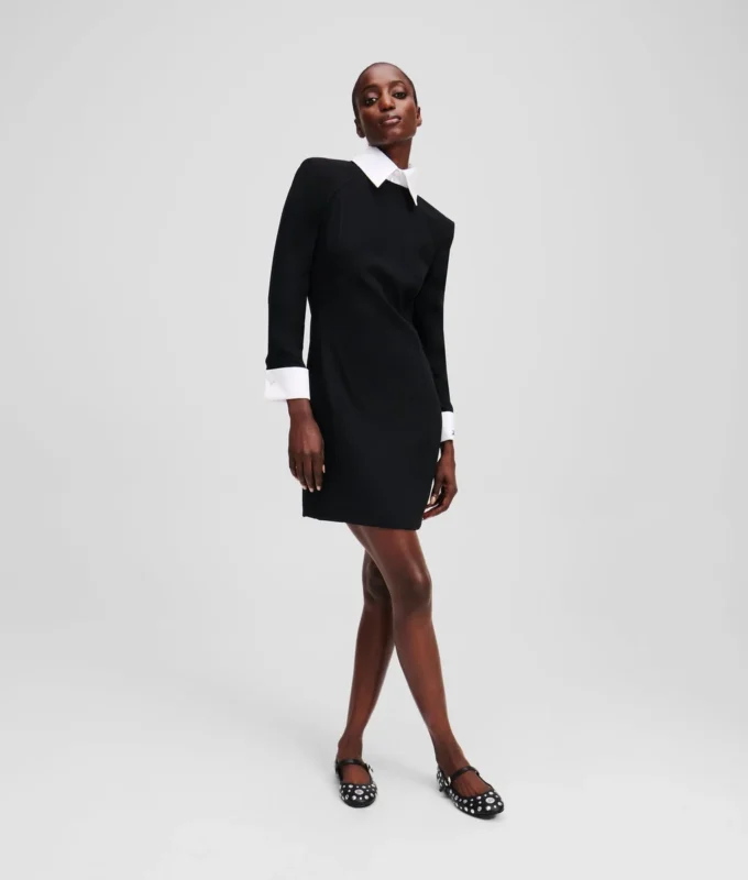 ROBE À COL BLANC ROBE À COL BLANC