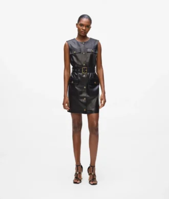 Robe en cuir avec boutons