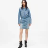 Robe en jean à ceinture Robe en jean à ceinture