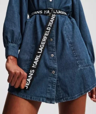 ROBE EN JEAN À MANCHES BOUFFANTES