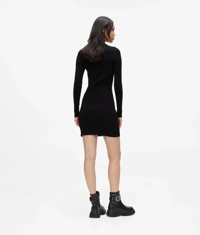 Robe en maille ajourée Robe en maille ajourée