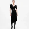 Robe en maille avec ceinture Robe en maille avec ceinture