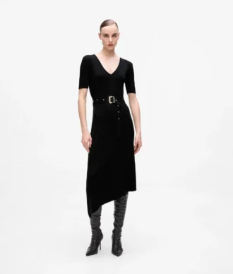 Robe en maille avec ceinture