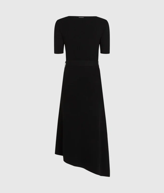 Robe en maille avec ceinture Robe en maille avec ceinture
