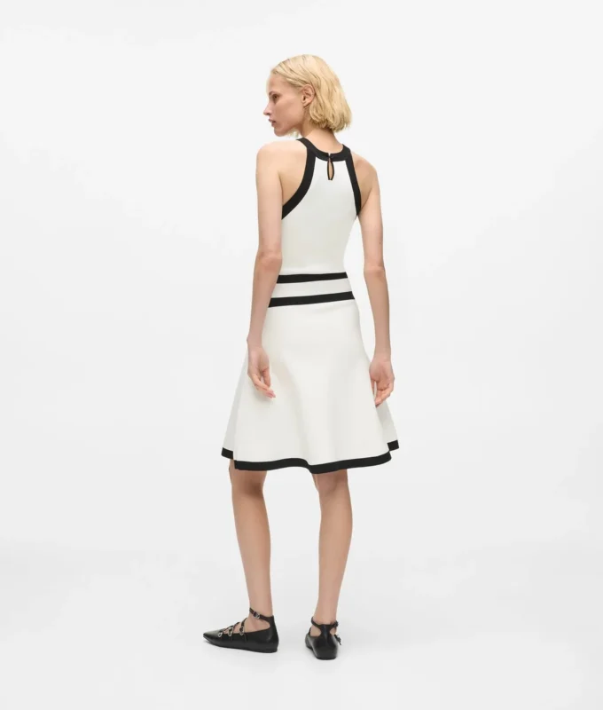 Robe en maille à ceinture Karl DNA Robe en maille à ceinture Karl DNA