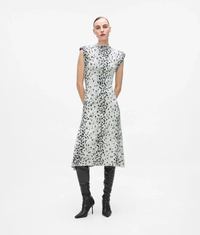Robe en maille léopard des neiges Robe en maille léopard des neiges