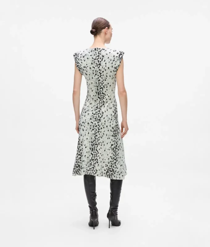 Robe en maille léopard des neiges Robe en maille léopard des neiges