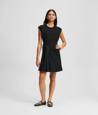 ROBE EN MÉLANGE DE TISSUS