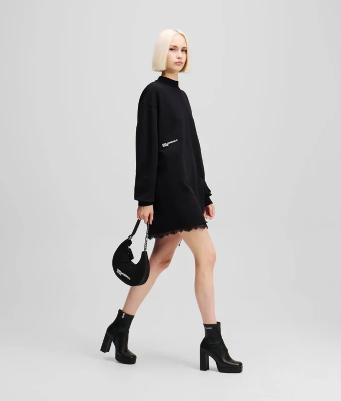 ROBE EN MOLLETON AVEC DÉTAILS EN DENTELLE ROBE EN MOLLETON AVEC DÉTAILS EN DENTELLE
