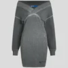 ROBE EN MOLLETON À ÉPAULES DÉNUDÉES ROBE EN MOLLETON À ÉPAULES DÉNUDÉES