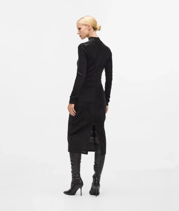 Robe en velours scintillant Robe en velours scintillant