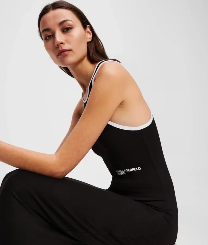 ROBE À ENCOLURE RACE