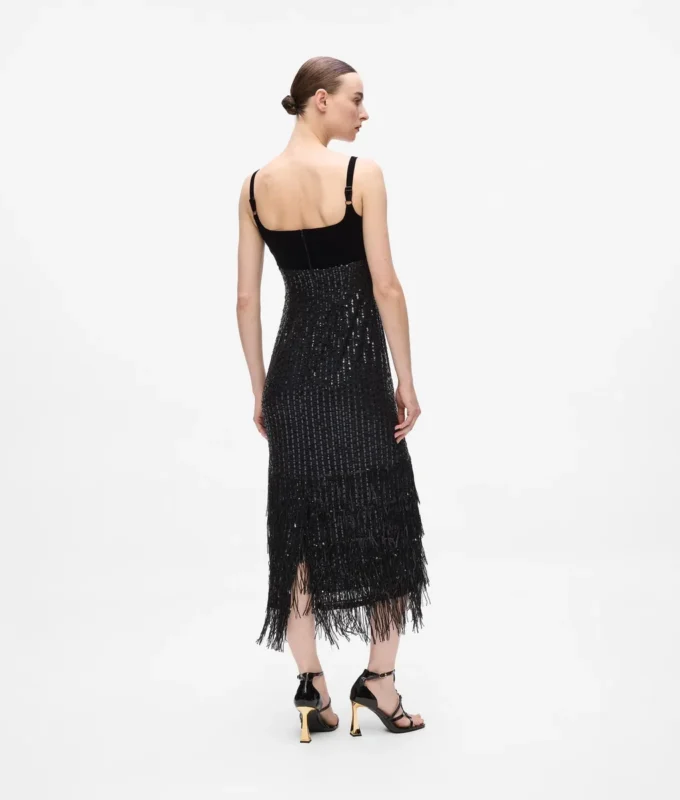 Robe à franges et paillettes
