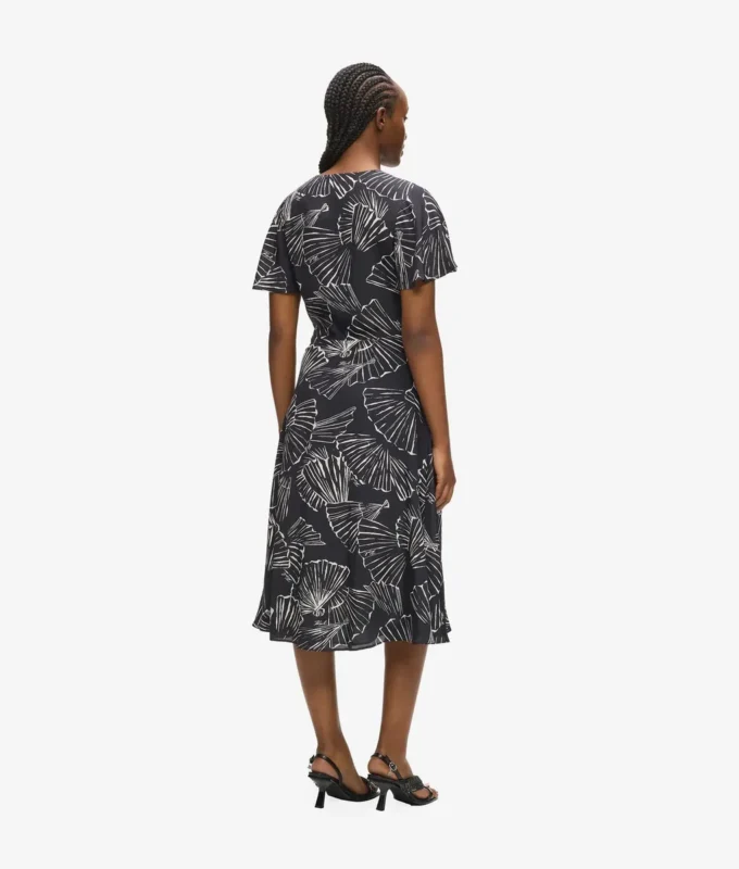 Robe à imprimé éventail et col en V