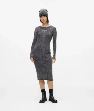 Robe à manches longues côtelées