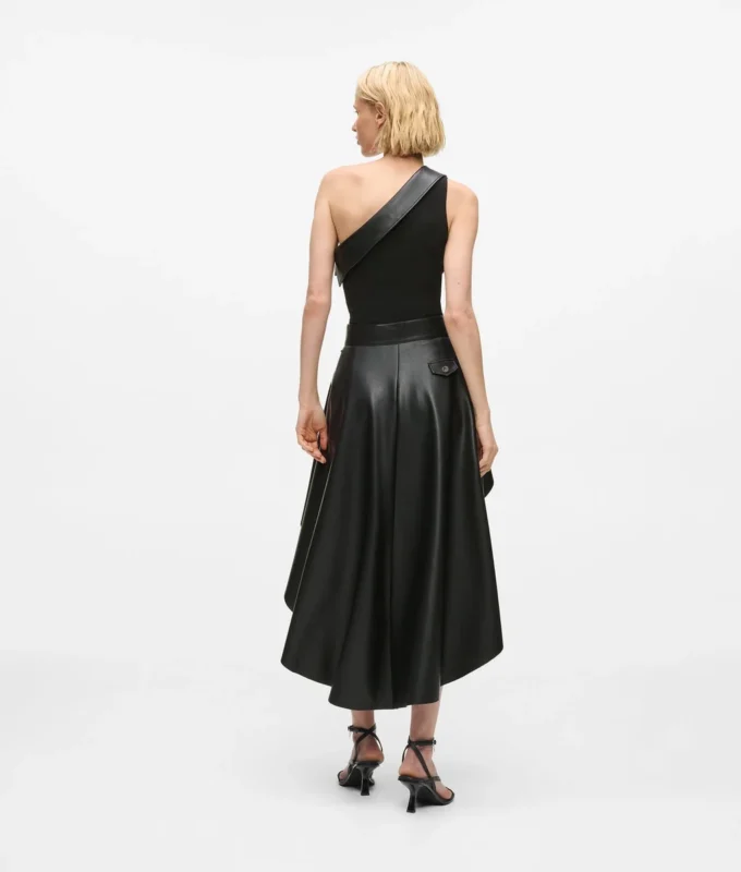 Robe motarde asymétrique Robe motarde asymétrique