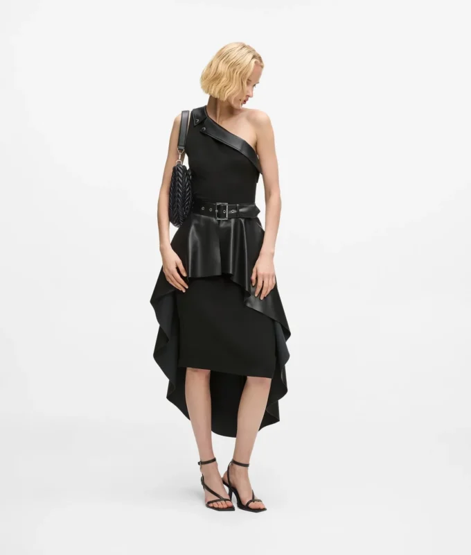 Robe motarde asymétrique Robe motarde asymétrique