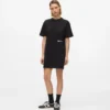 Robe t-shirt avec citation de Karl Robe t-shirt avec citation de Karl