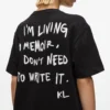 Robe t-shirt avec citation de Karl Robe t-shirt avec citation de Karl