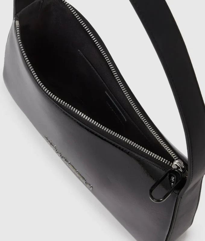 Sac à bandoulière brillant avec logo Sac à bandoulière brillant avec logo