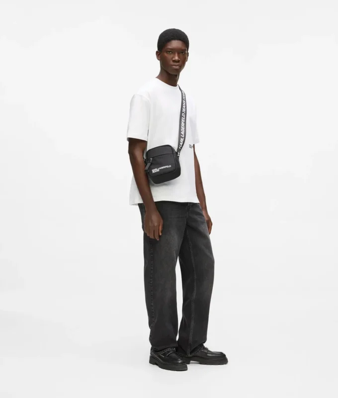SAC À BANDOULIÈRE EN NYLON SAC À BANDOULIÈRE EN NYLON