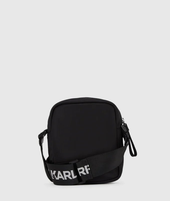 SAC À BANDOULIÈRE EN NYLON SAC À BANDOULIÈRE EN NYLON