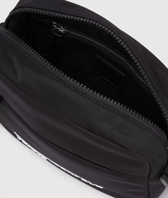SAC À BANDOULIÈRE EN NYLON SAC À BANDOULIÈRE EN NYLON