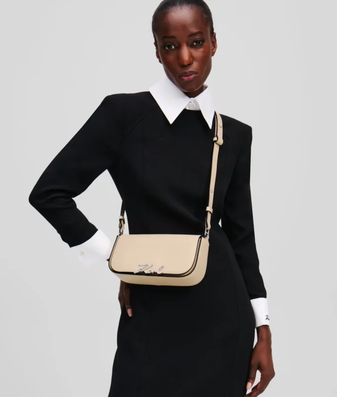 SAC À BANDOULIÈRE K/SIGNATURE À DOUBLE UTILISATION SAC À BANDOULIÈRE K/SIGNATURE À DOUBLE UTILISATION