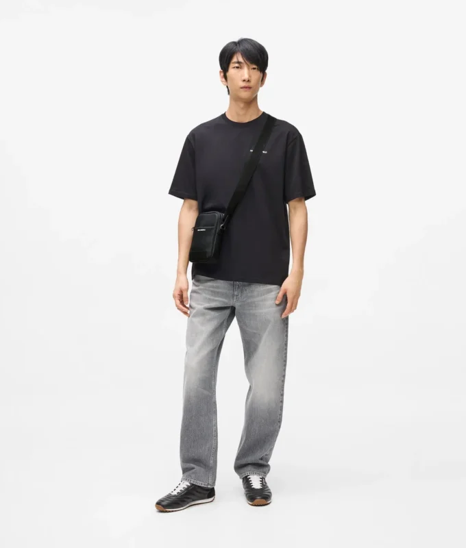 Sac à bandoulière minimaliste avec logo Sac à bandoulière minimaliste avec logo