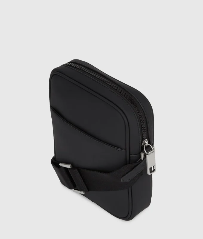 Sac à bandoulière minimaliste avec logo Sac à bandoulière minimaliste avec logo