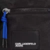 SAC À BANDOULIÈRE UTILITAIRE EN DENIM ENDUIT SAC À BANDOULIÈRE UTILITAIRE EN DENIM ENDUIT