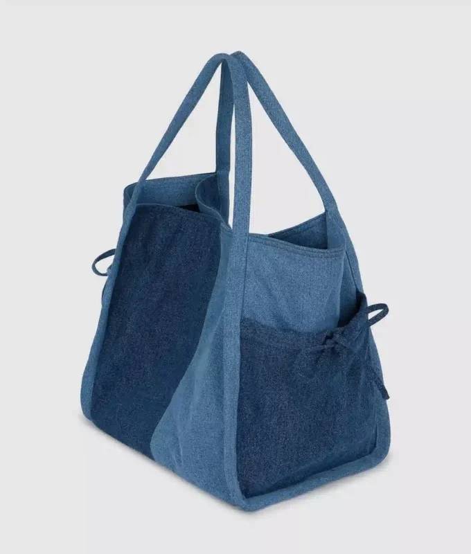 Sac cabas en denim bicolore Sac cabas en denim bicolore