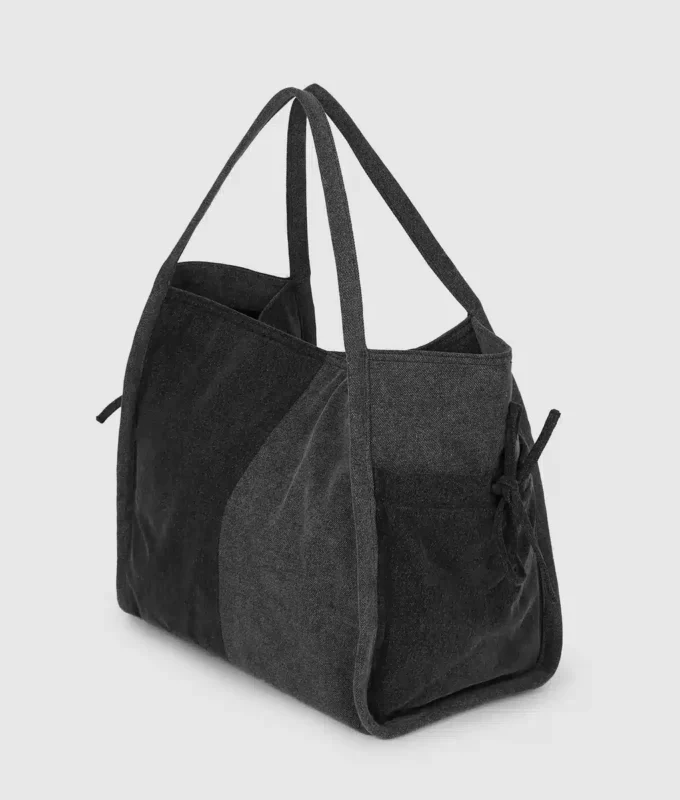 Sac cabas en denim bicolore Sac cabas en denim bicolore