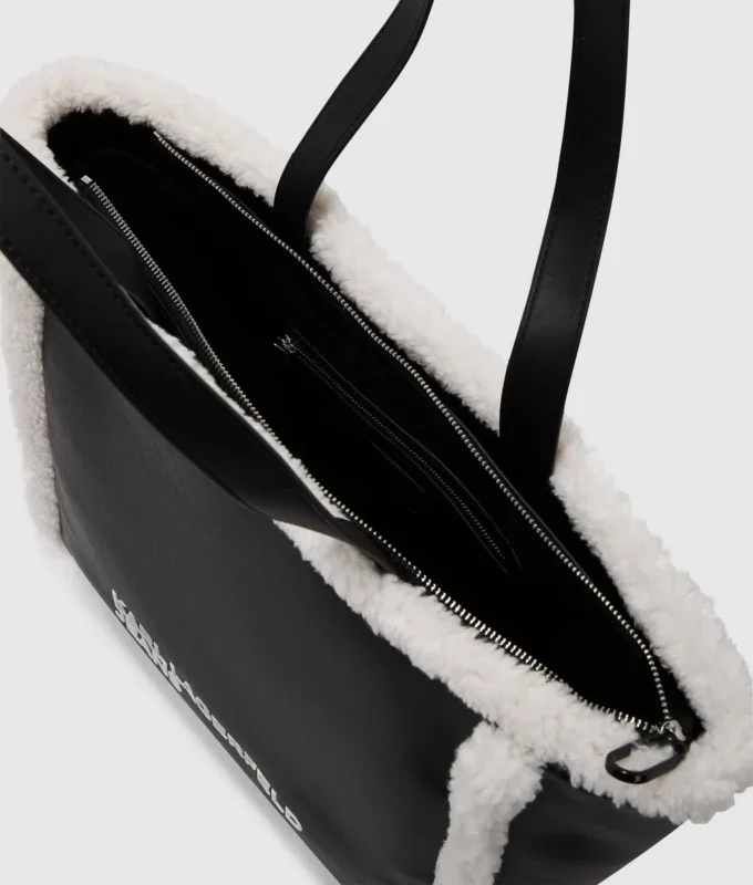 Sac fourre-tout en peau lainée Sac fourre-tout en peau lainée