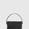 Sac à poignée supérieure avec logo métallique Sac à poignée supérieure avec logo métallique
