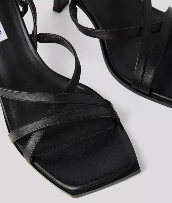 SANDALES À TALONS ET BRIDES À CHAÎNES KARMEL SIGNIA