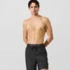 Short de surf mi-long à double ceinture Short de surf mi-long à double ceinture