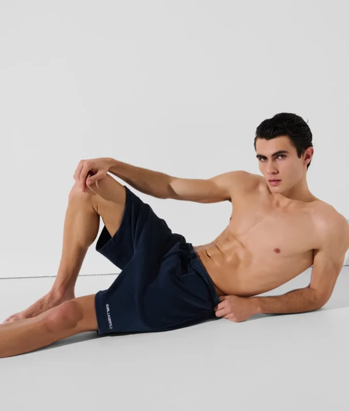 SHORT EN TISSU ÉPONGE AVEC LOGO SHORT EN TISSU ÉPONGE AVEC LOGO