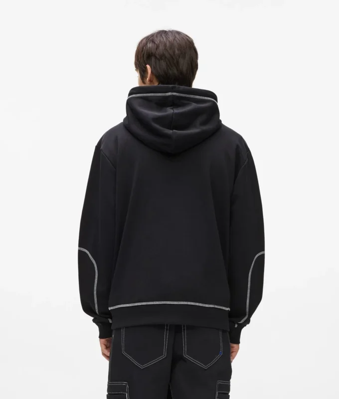 Sweat à capuche avec coutures contrastées