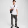 T-SHIRT AVEC LOGO PATCH T-SHIRT AVEC LOGO PATCH