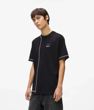 T-shirt à coutures contrastées